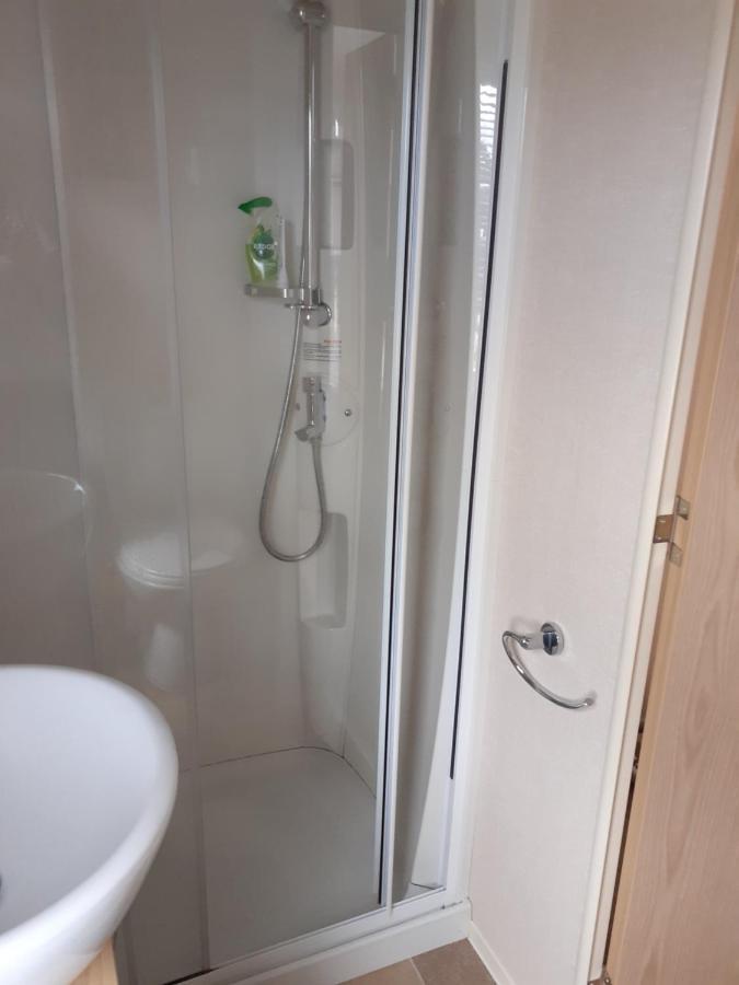 Rick'S Retreat Static Caravan Near The Beach With Free Wifi Lossiemouth Exterior foto