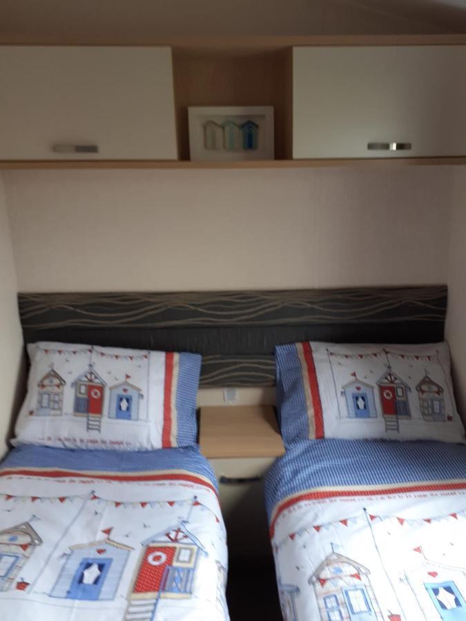 Rick'S Retreat Static Caravan Near The Beach With Free Wifi Lossiemouth Exterior foto